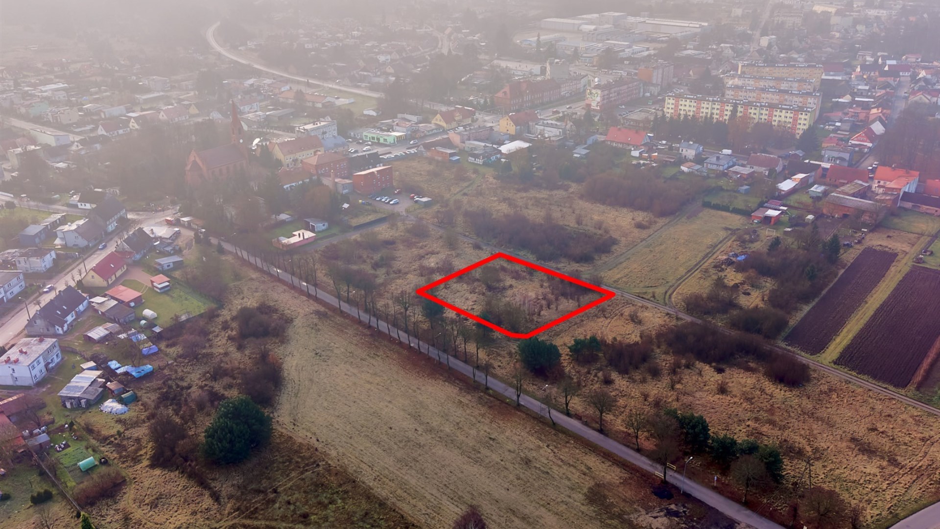 Działka na sprzedaż