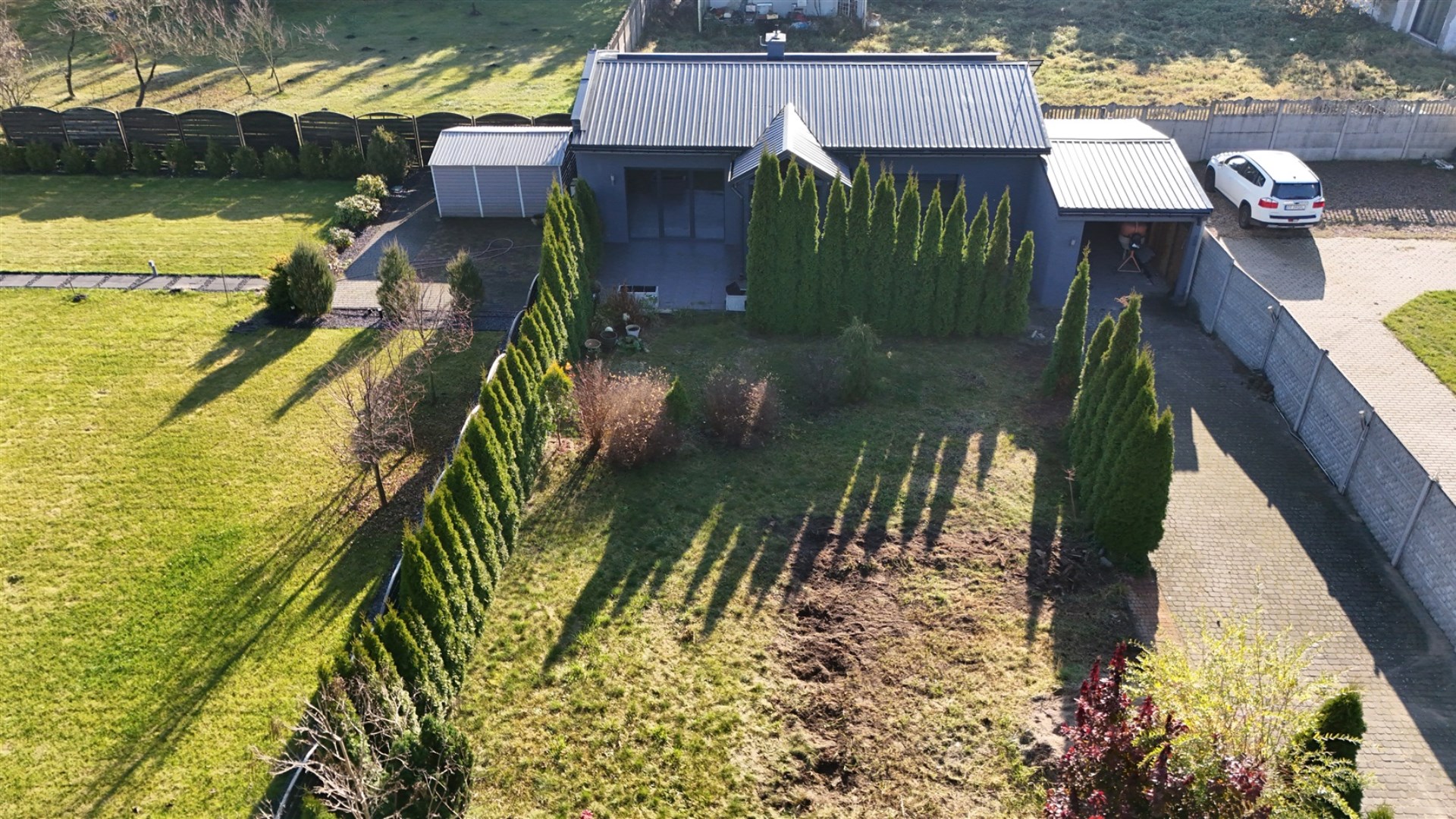 Działka na sprzedaż