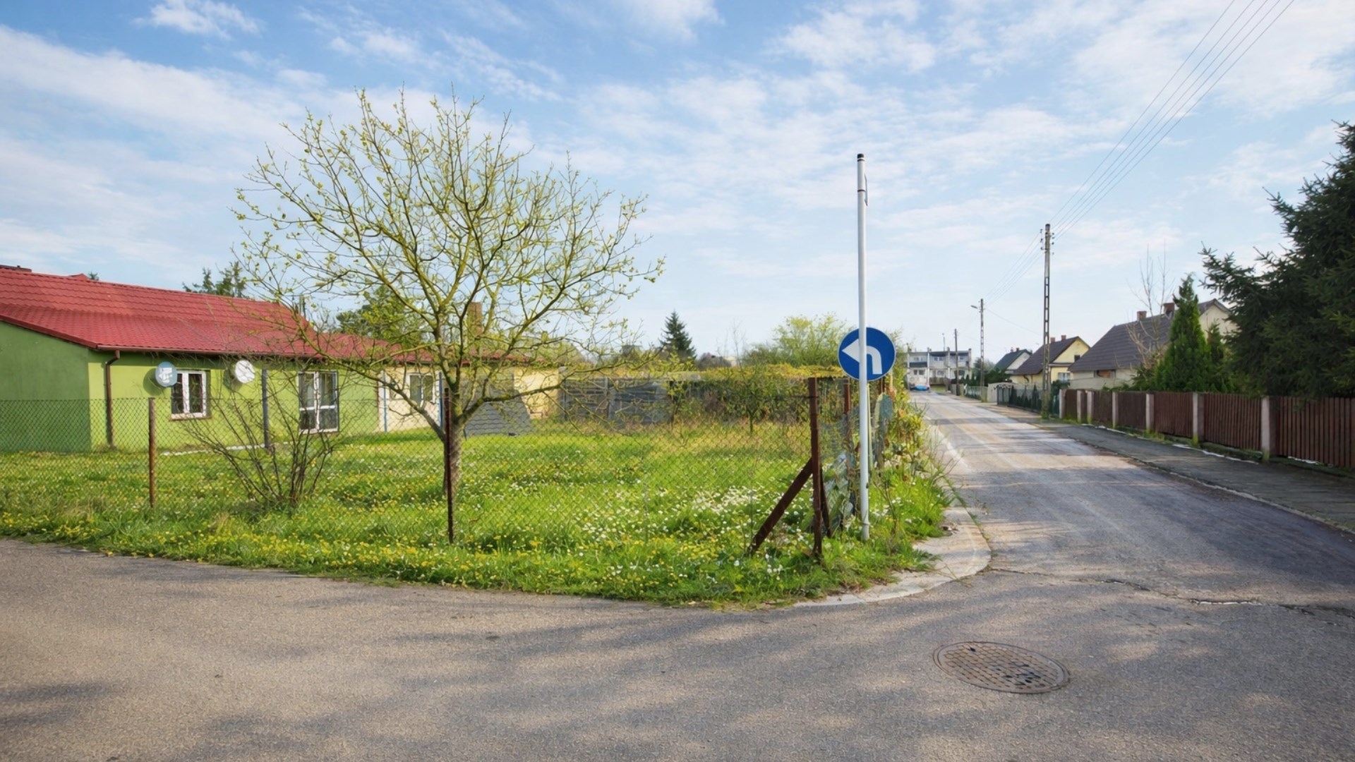 Działka na sprzedaż