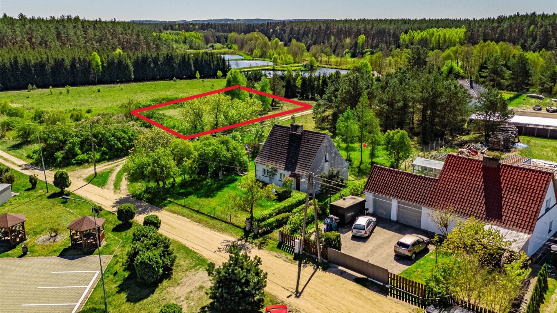 Działka na sprzedaż