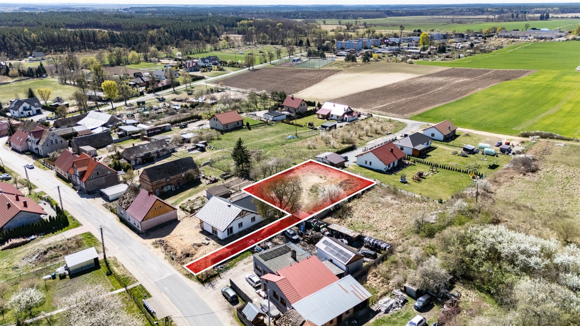 Działka na sprzedaż