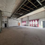 Hala na sprzedaż