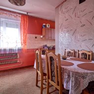 Dom na sprzedaż
