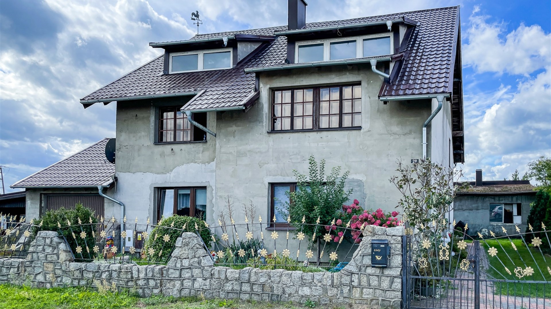 Dom na sprzedaż